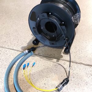 Carrete fan-out conectores 3 mm + tubo extraíble MACHO-MACHO
